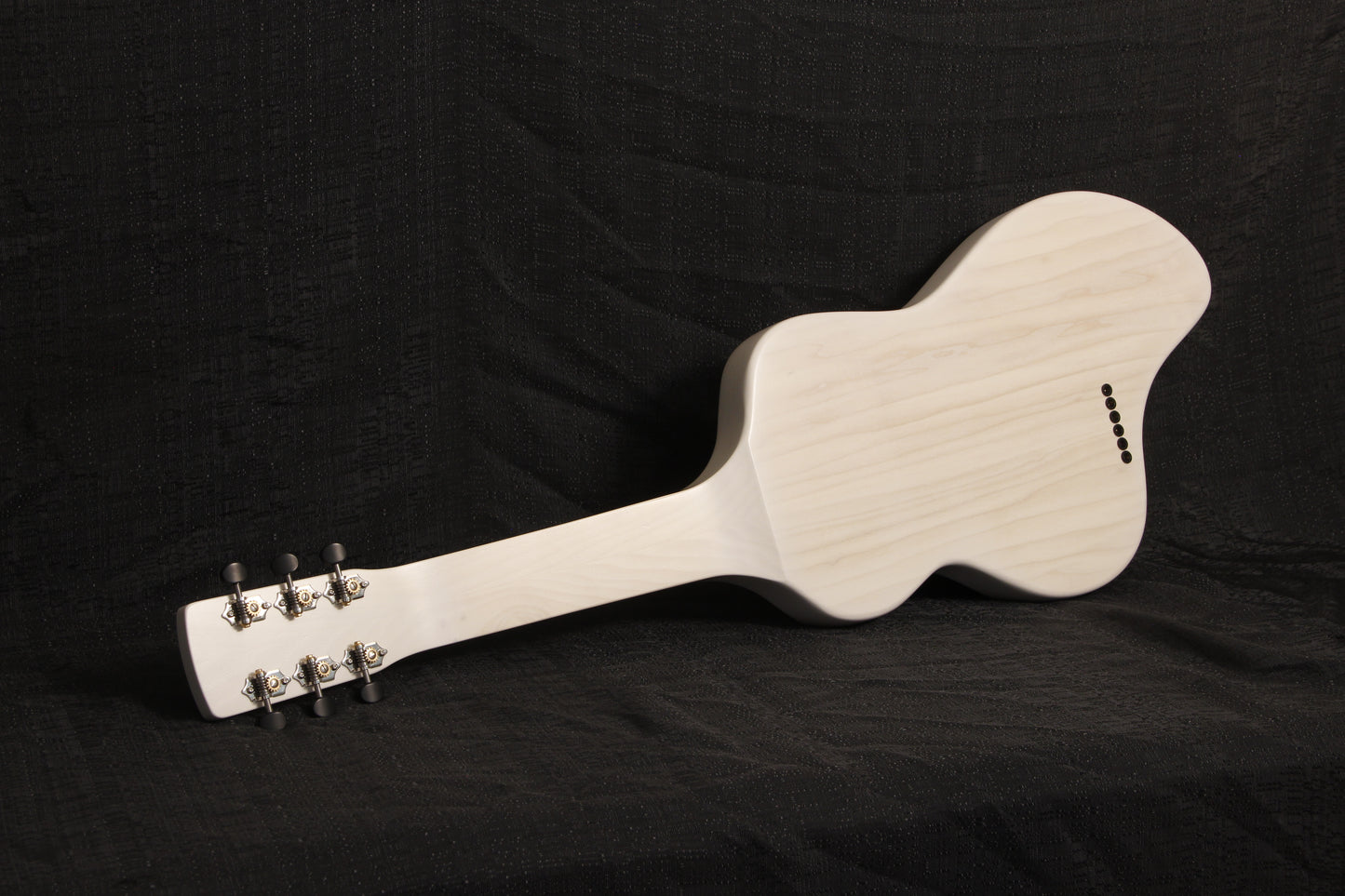 Beard Electro-Liege | White & Gold